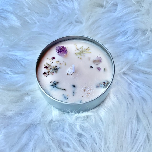 Serenity & Healing Aromatherapy Candle w Amethyst - Picture 12 of 14